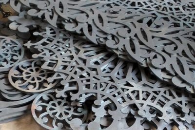 Gia công cắt bông sắt