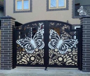 Chất liệu sắt sẽ chế tạo được ra những cánh cổng hiện đại