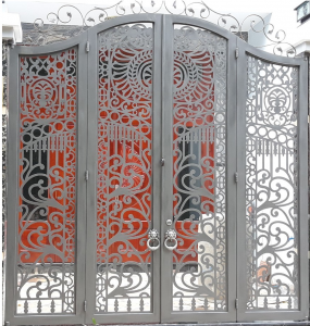 Ngoài giá trị bảo vệ, cửa sắt ngày nay còn mang giá trị trang trí cho ngôi nhà