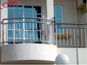 Lan can ban công cho công trình nhà ở hiện đại