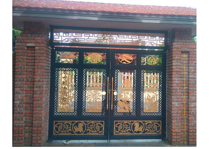 Đến với Trí Việt để có cơ hội sử dụng những bộ cửa, cổng bền, đẹp