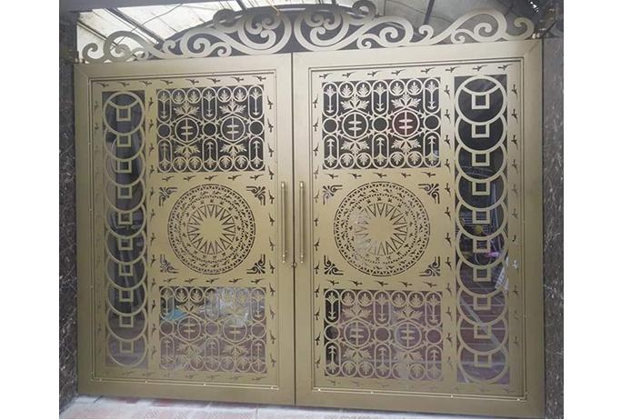 Ngoài cửa chính, Trí Việt còn rất nhiều sản phẩm sắt cnc chất lượng khác